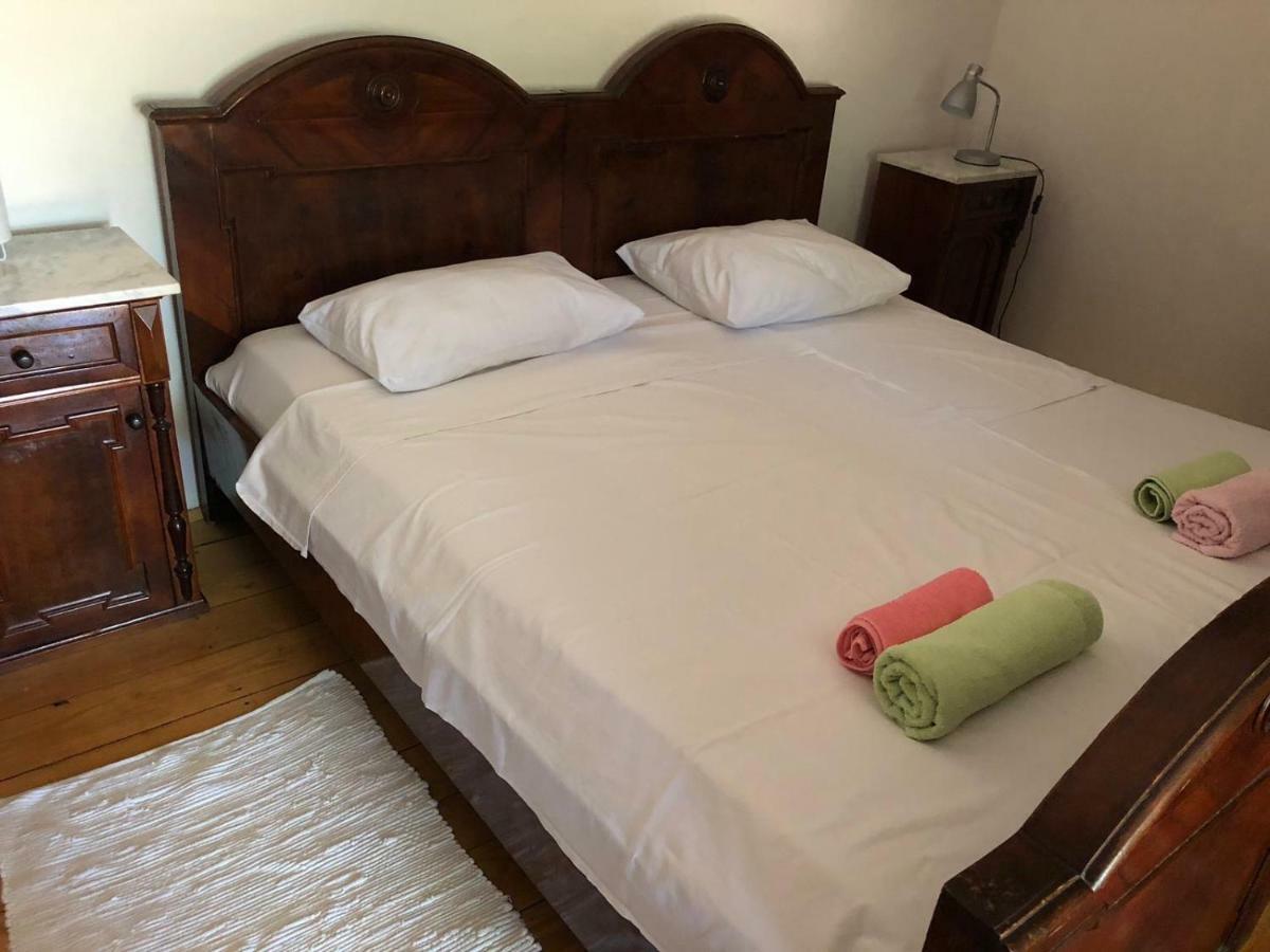 Holiday Home Villa Kastel Zrnovo Exteriér fotografie